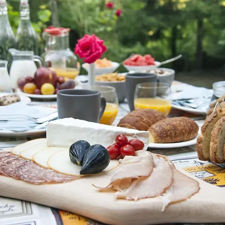 Bed and breakfast Secret Gardens 3*