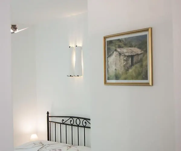 Secret Gardens Bed & Breakfast